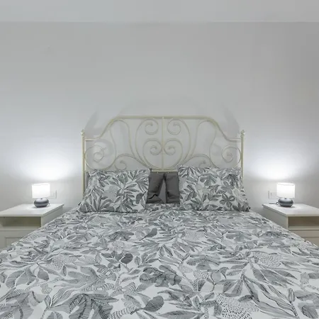 Edificio El Baifo Loco - Constantin Appartement