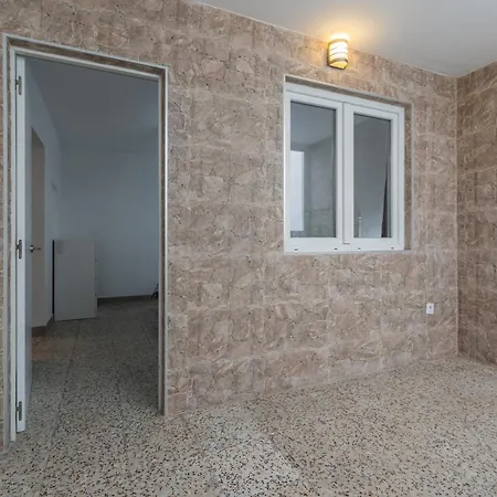 Edificio El Baifo Loco - Constantin